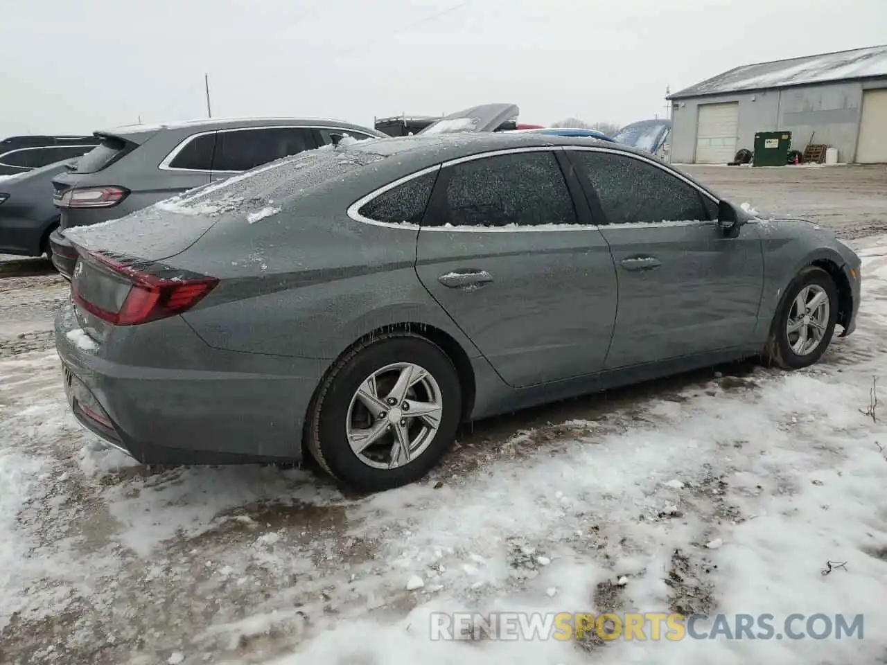 3 Photograph of a damaged car 5NPEG4JA2MH066302 HYUNDAI SONATA 2021