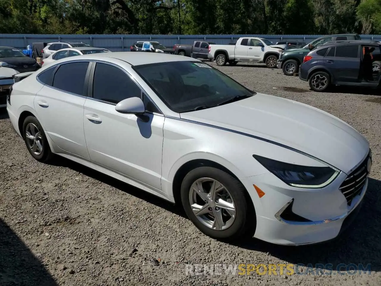 4 Photograph of a damaged car 5NPEG4JA2MH071323 HYUNDAI SONATA 2021
