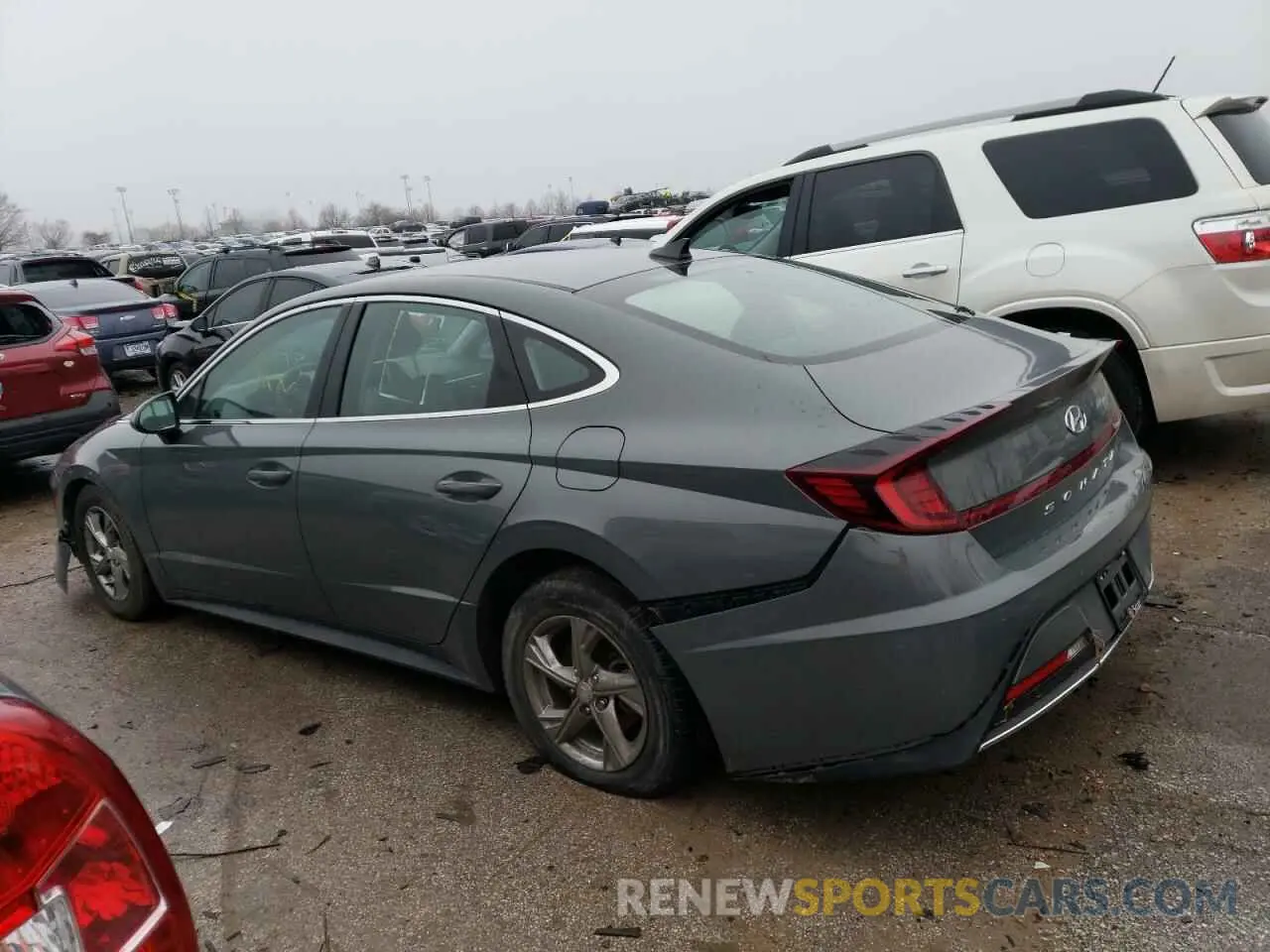 2 Photograph of a damaged car 5NPEG4JA2MH074156 HYUNDAI SONATA 2021
