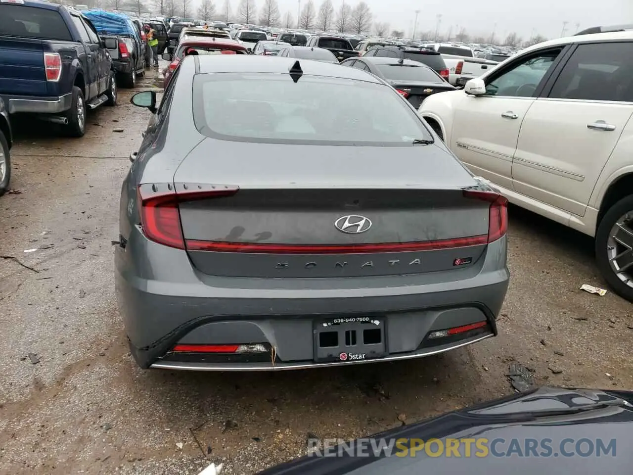 6 Photograph of a damaged car 5NPEG4JA2MH074156 HYUNDAI SONATA 2021