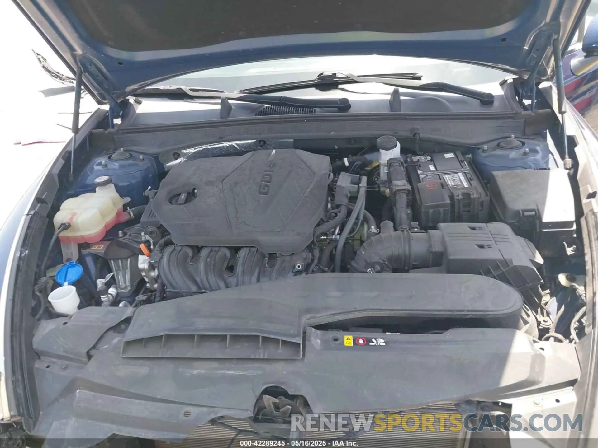 10 Photograph of a damaged car 5NPEG4JA2MH122402 HYUNDAI SONATA 2021