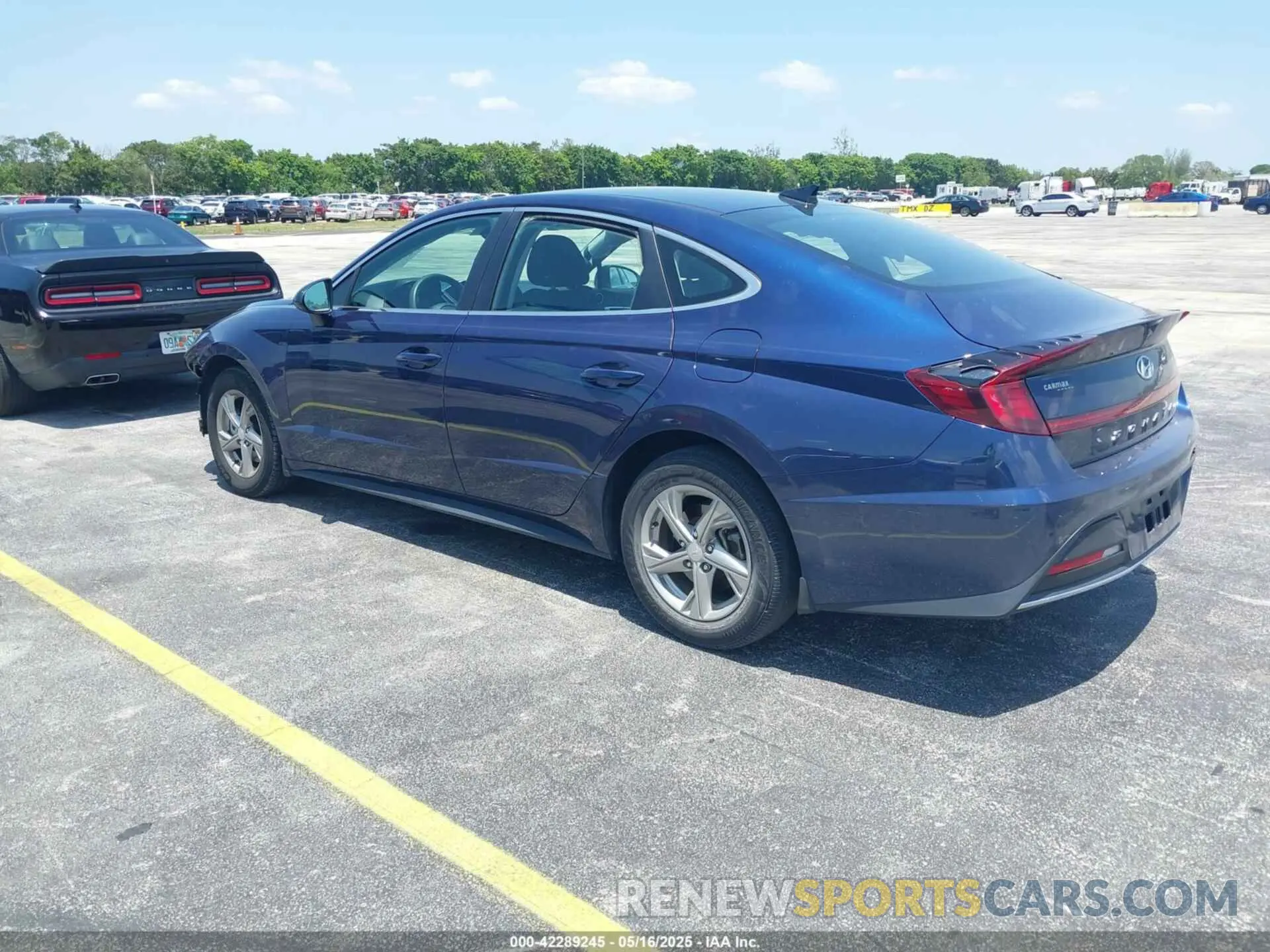 3 Photograph of a damaged car 5NPEG4JA2MH122402 HYUNDAI SONATA 2021