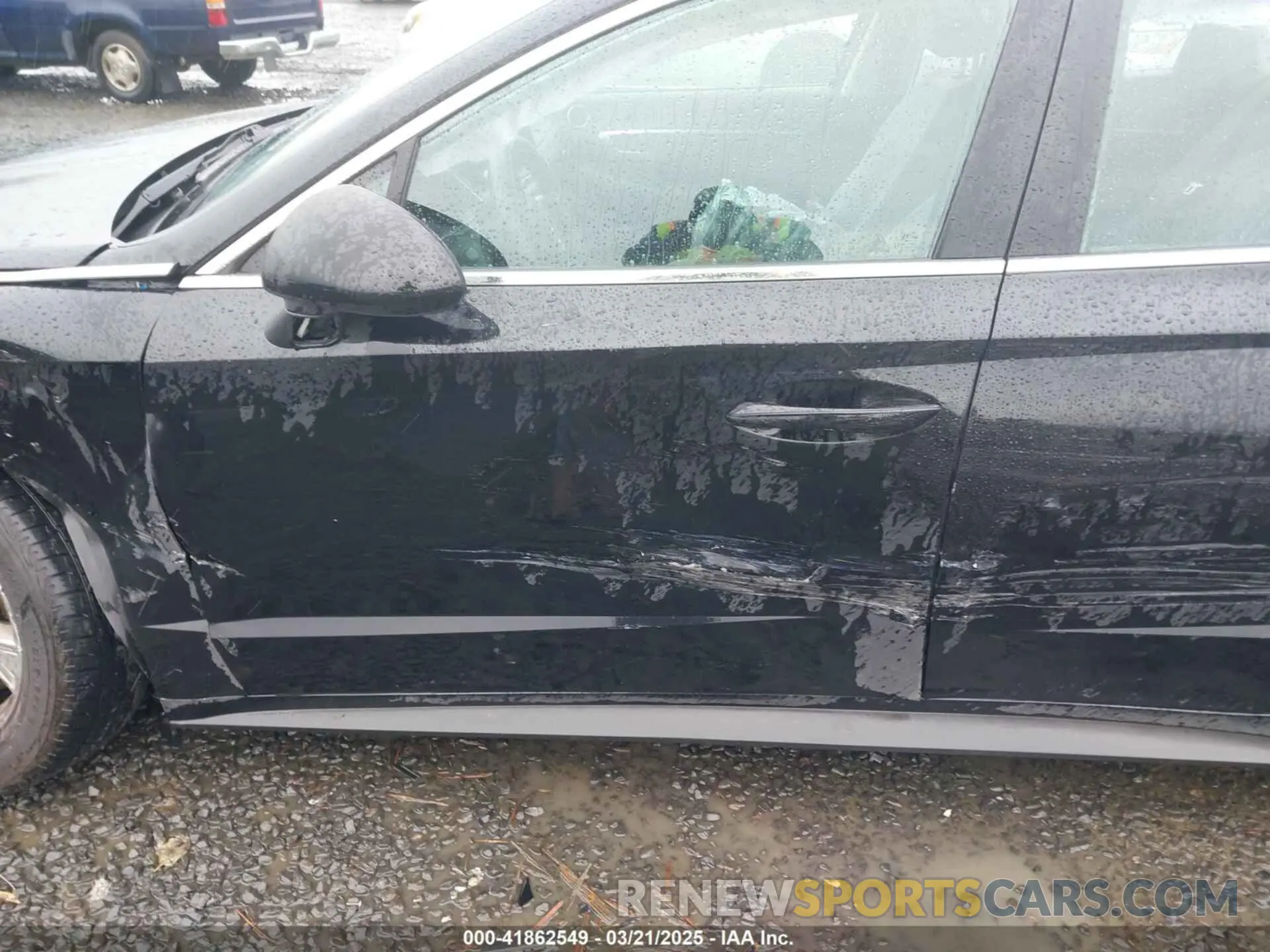 12 Photograph of a damaged car 5NPEG4JA3MH070567 HYUNDAI SONATA 2021