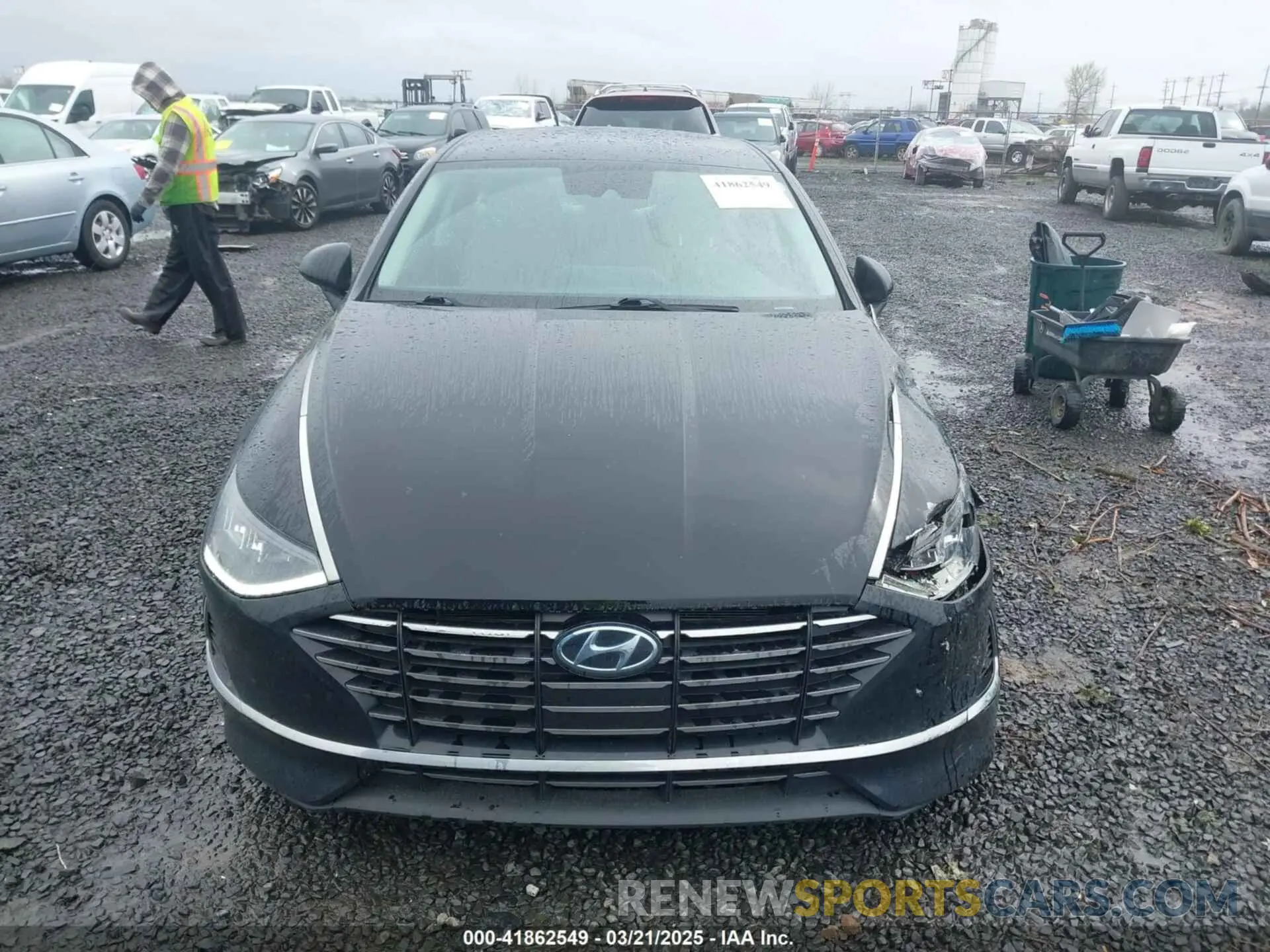 13 Photograph of a damaged car 5NPEG4JA3MH070567 HYUNDAI SONATA 2021
