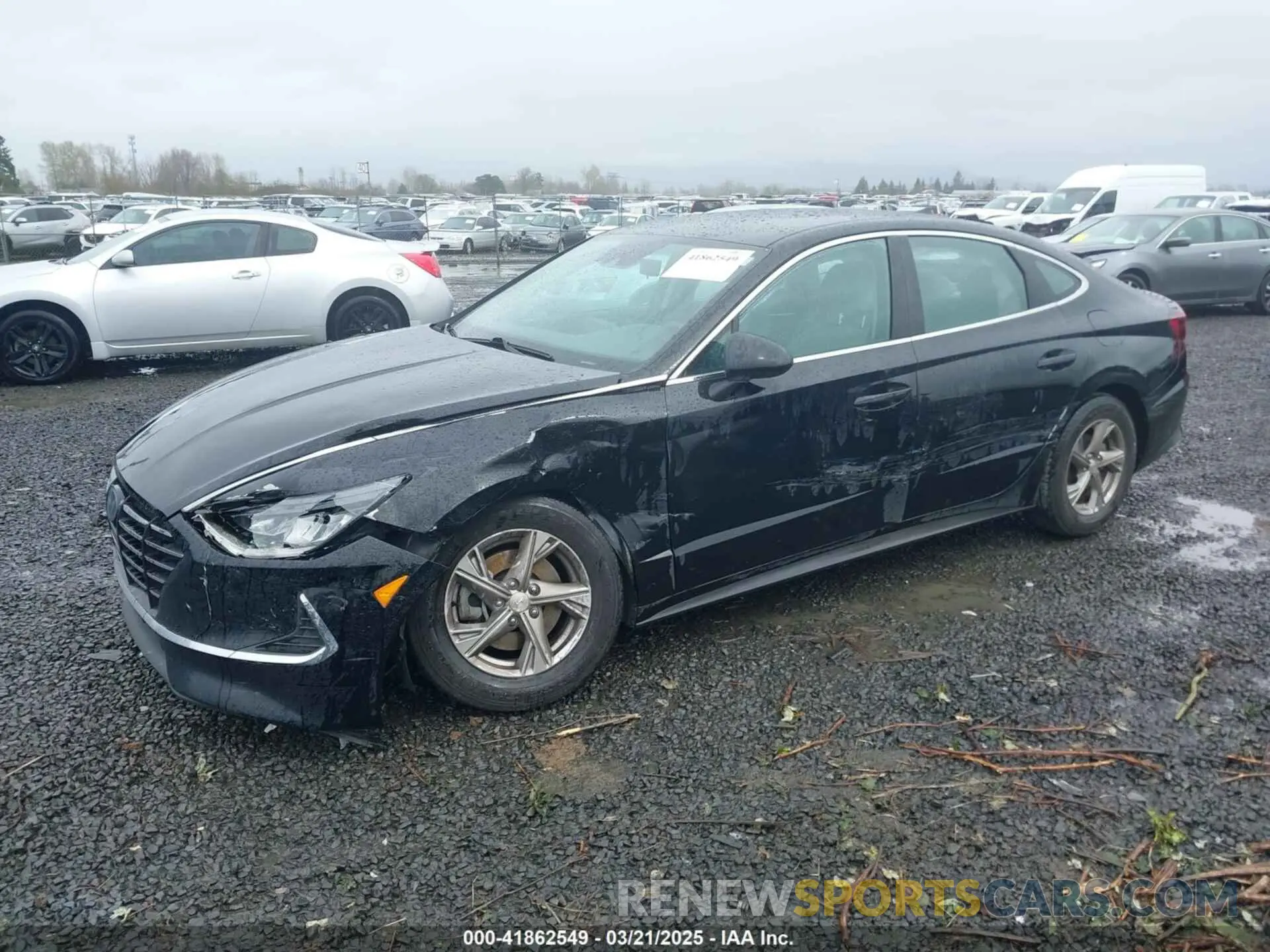 2 Photograph of a damaged car 5NPEG4JA3MH070567 HYUNDAI SONATA 2021