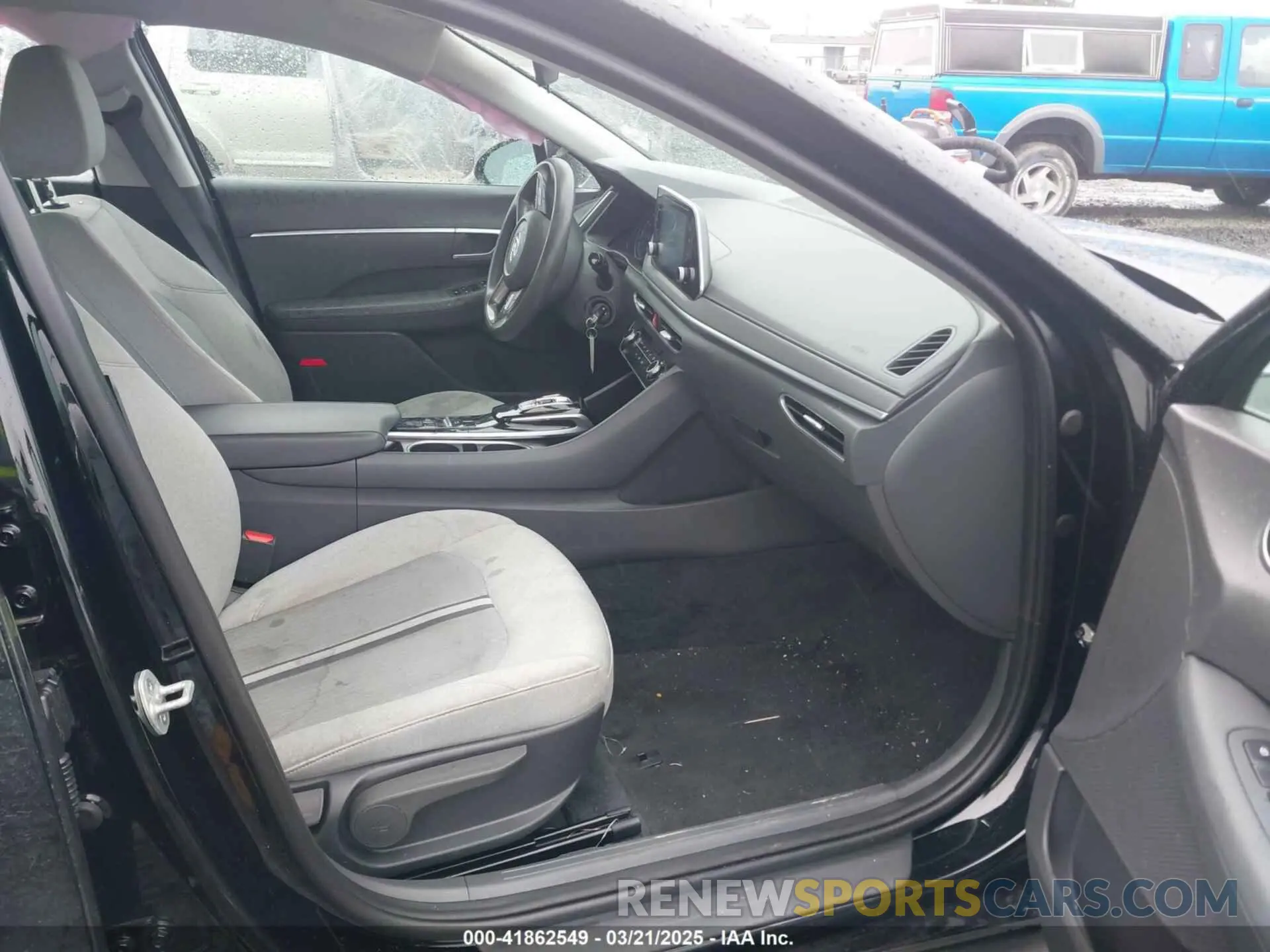 5 Photograph of a damaged car 5NPEG4JA3MH070567 HYUNDAI SONATA 2021