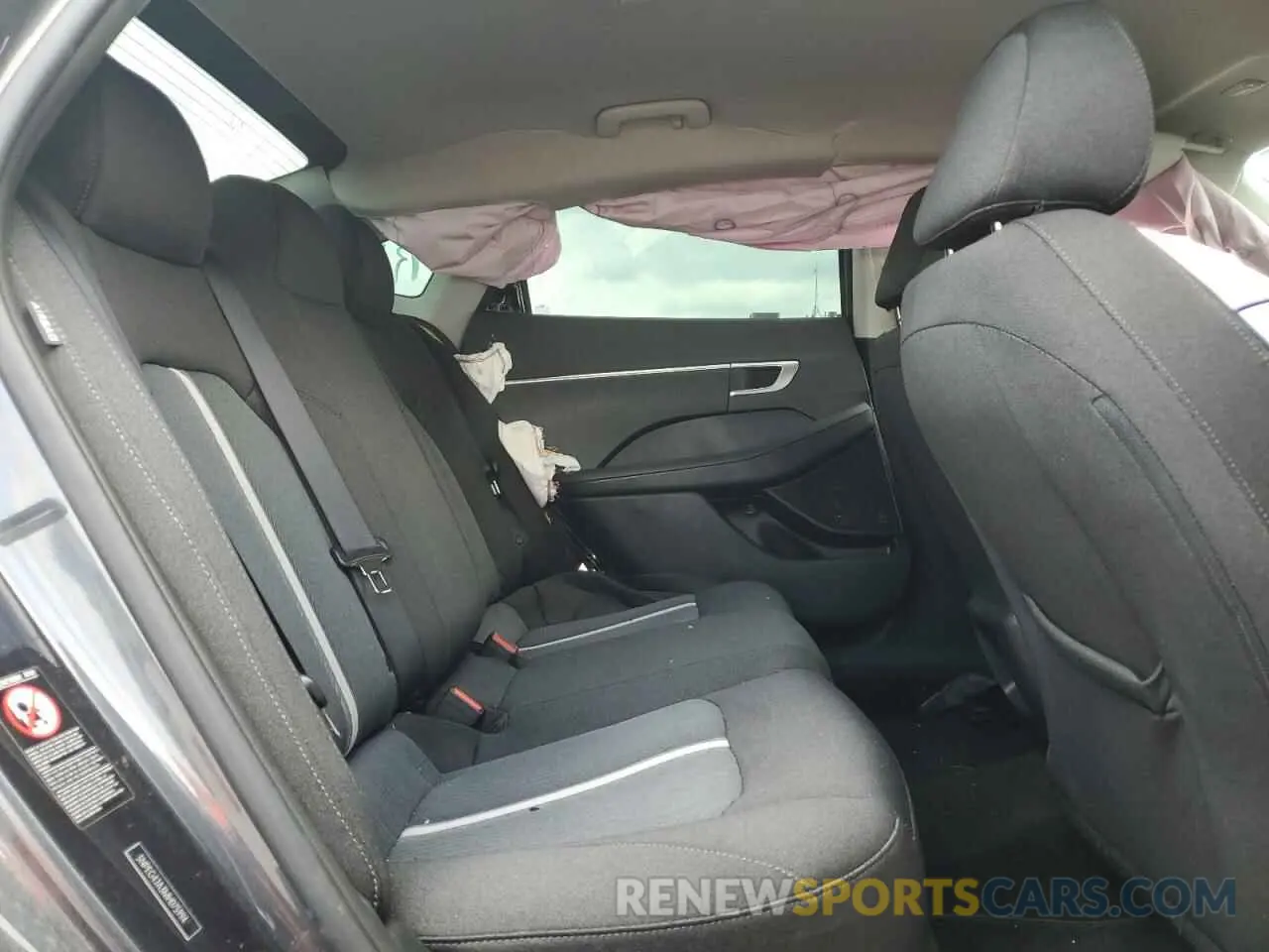 10 Photograph of a damaged car 5NPEG4JA3MH075994 HYUNDAI SONATA 2021