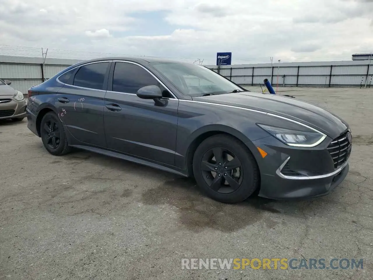 4 Photograph of a damaged car 5NPEG4JA3MH075994 HYUNDAI SONATA 2021