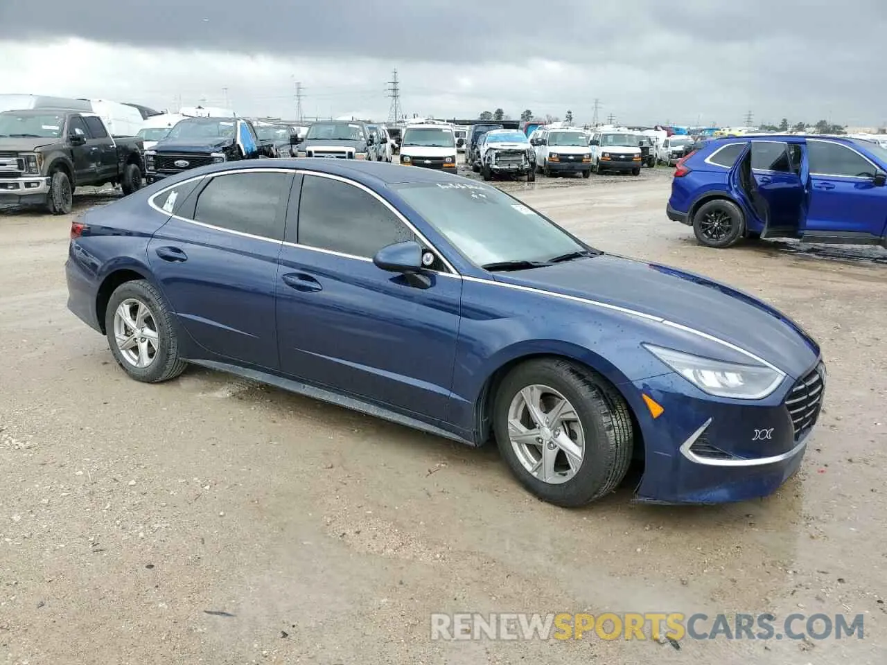 4 Photograph of a damaged car 5NPEG4JA3MH083657 HYUNDAI SONATA 2021
