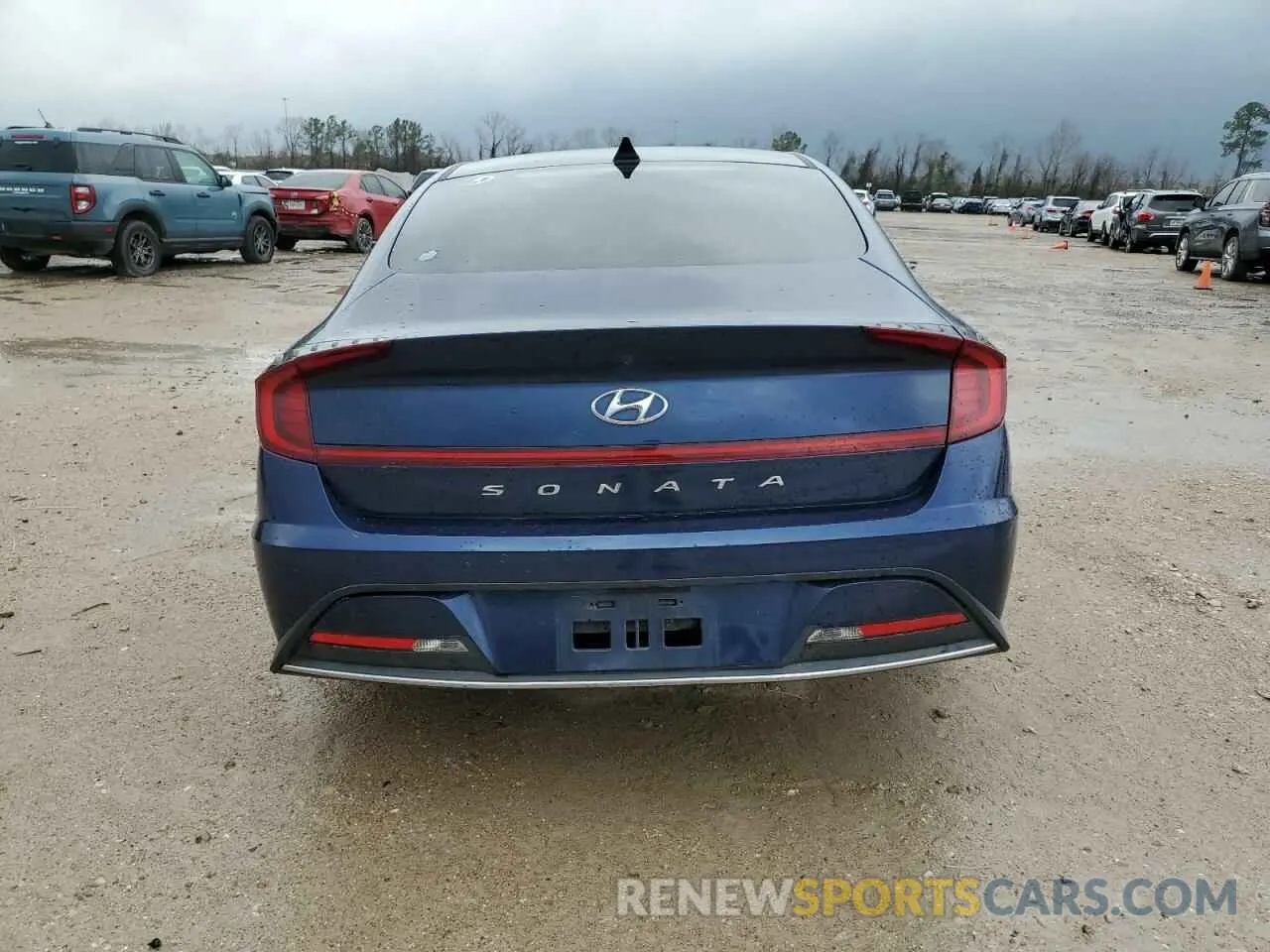 6 Photograph of a damaged car 5NPEG4JA3MH083657 HYUNDAI SONATA 2021