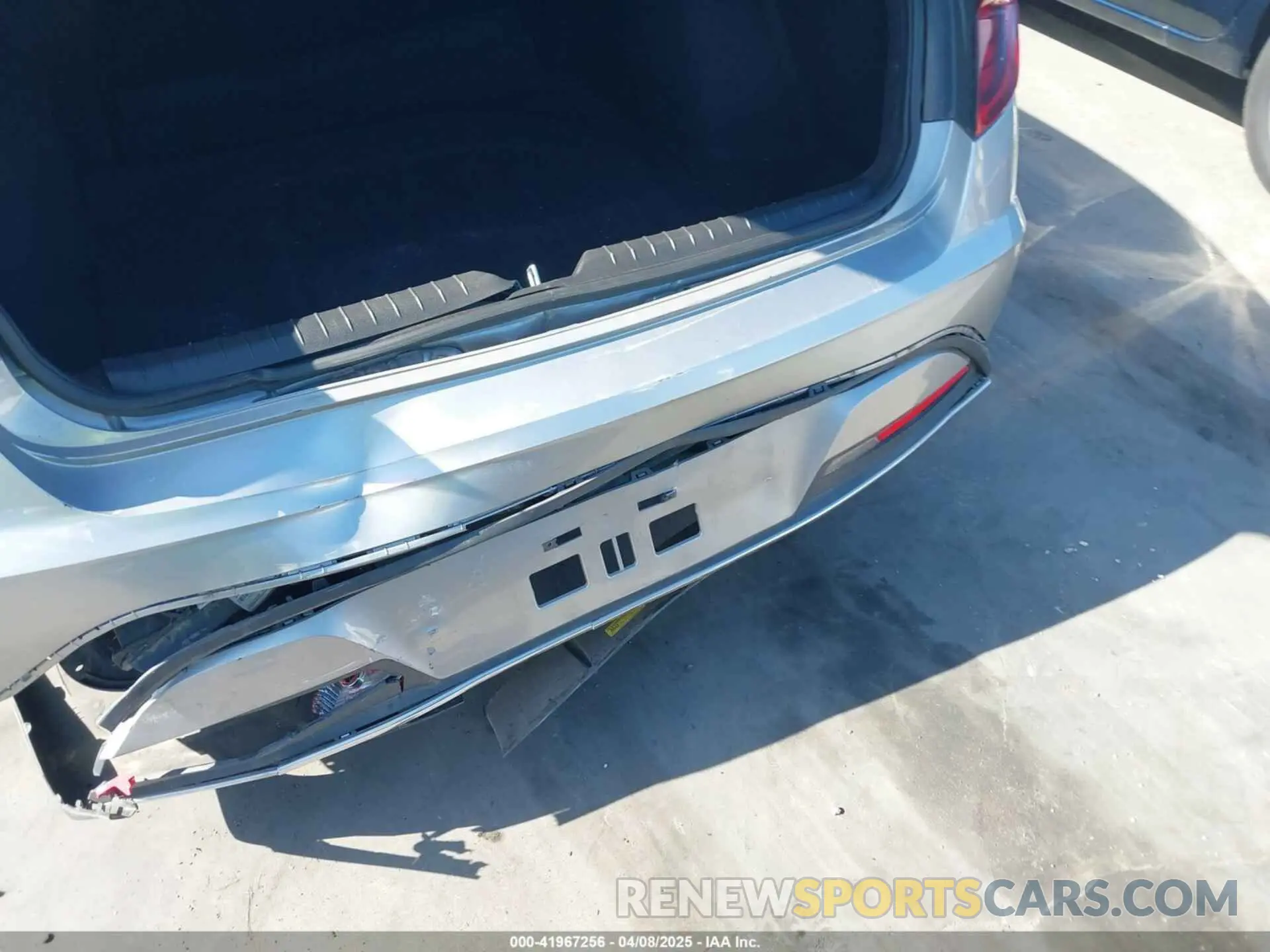17 Photograph of a damaged car 5NPEG4JA3MH093735 HYUNDAI SONATA 2021