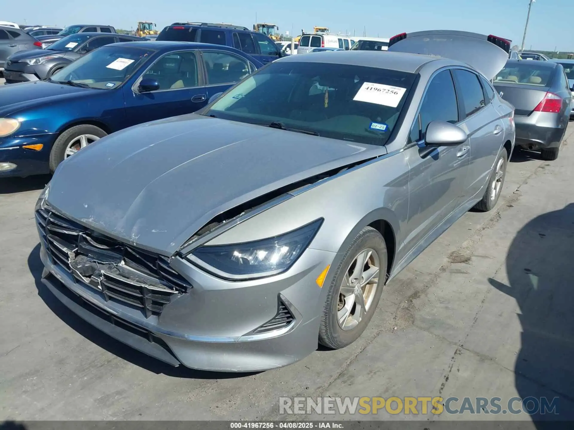 2 Photograph of a damaged car 5NPEG4JA3MH093735 HYUNDAI SONATA 2021