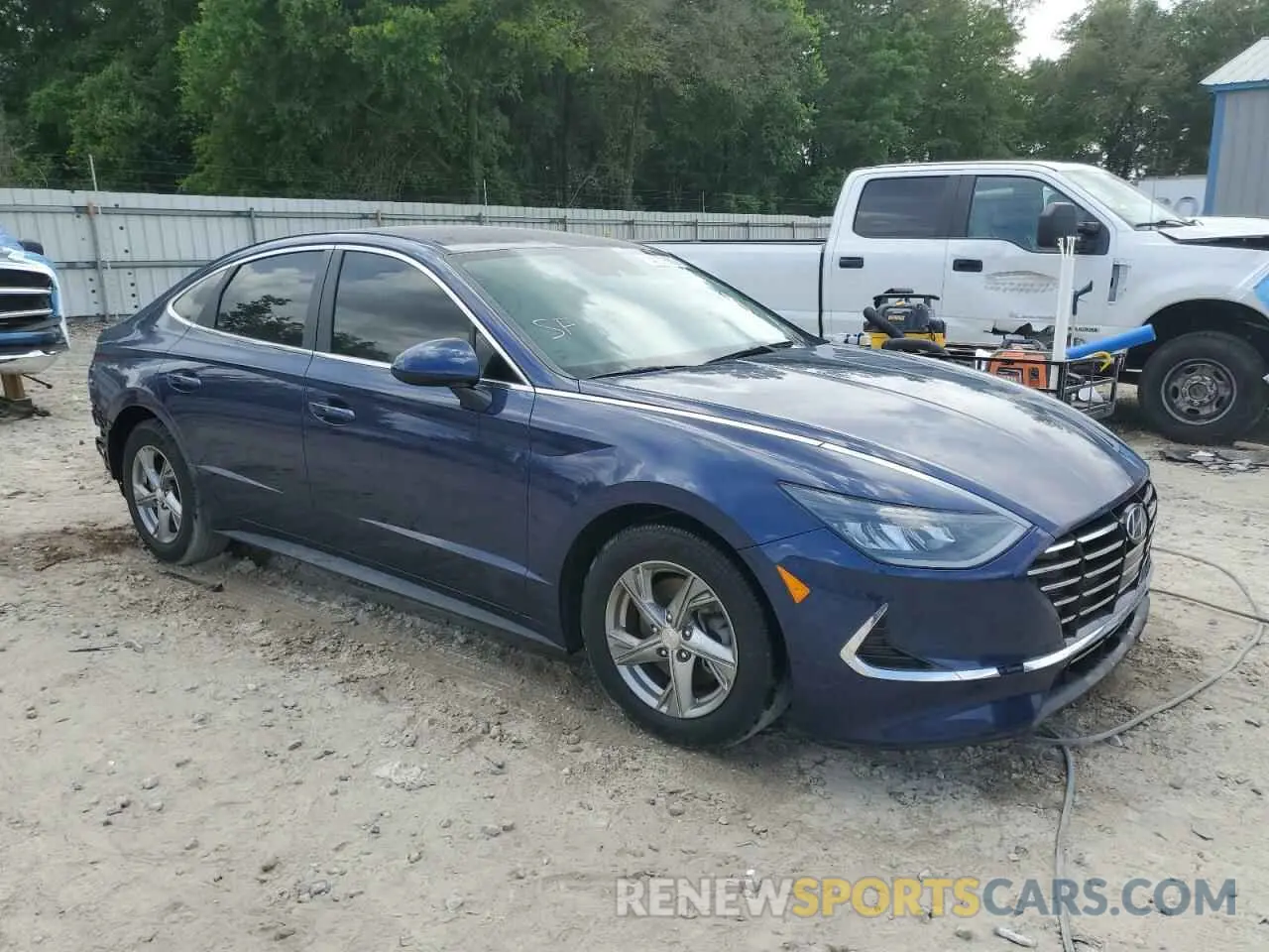 4 Photograph of a damaged car 5NPEG4JA3MH104832 HYUNDAI SONATA 2021