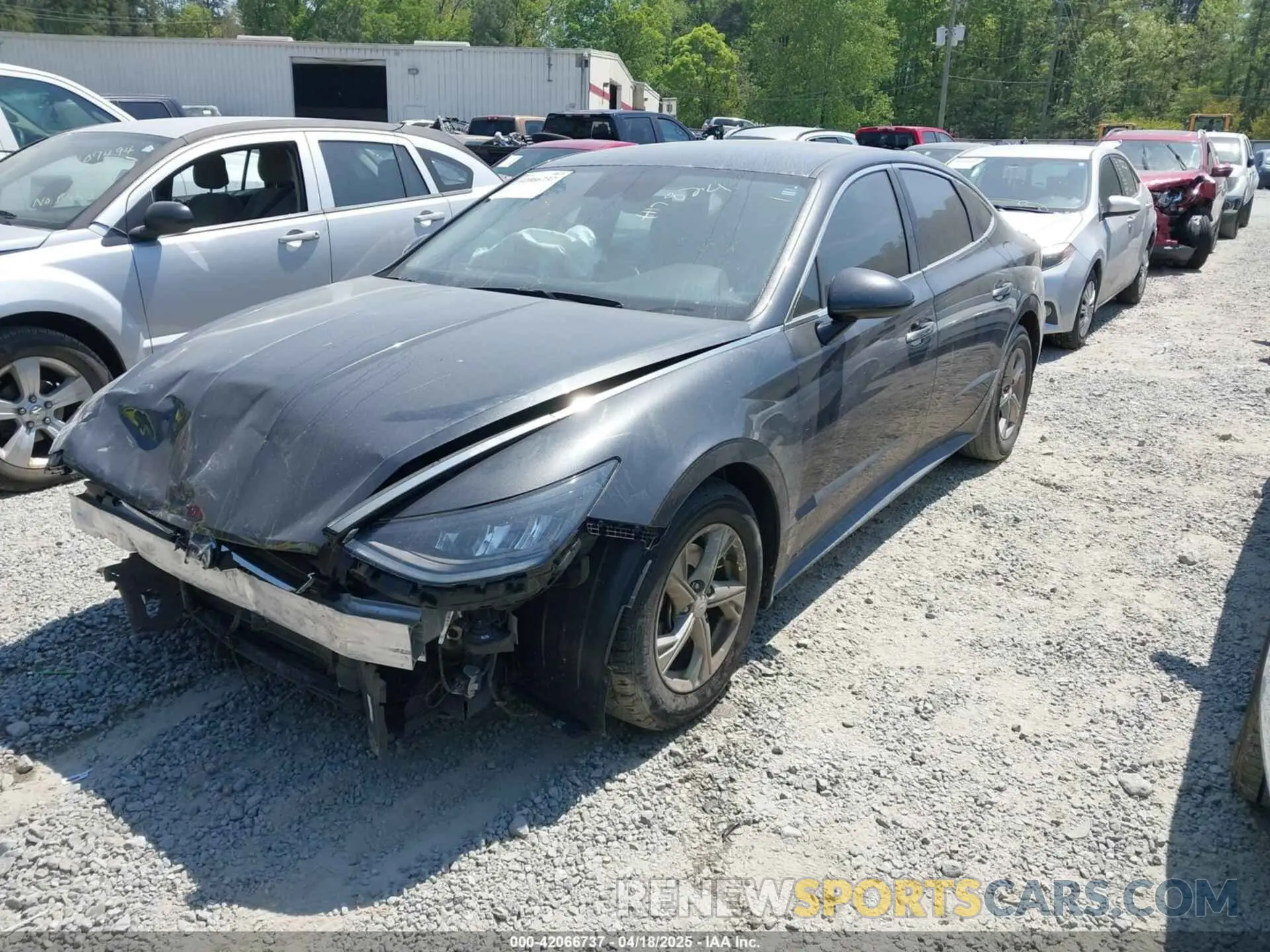 2 Photograph of a damaged car 5NPEG4JA3MH117824 HYUNDAI SONATA 2021