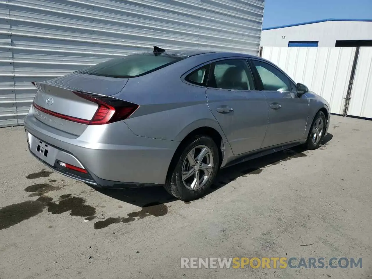 3 Photograph of a damaged car 5NPEG4JA3MH125664 HYUNDAI SONATA 2021