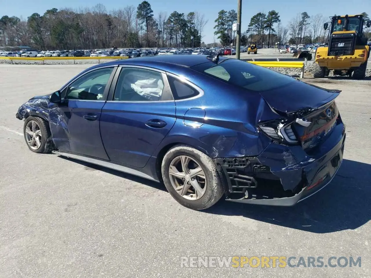 2 Photograph of a damaged car 5NPEG4JA4MH065989 HYUNDAI SONATA 2021