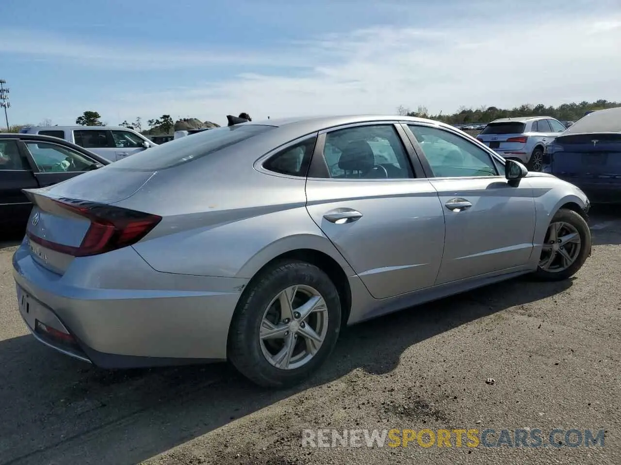 3 Photograph of a damaged car 5NPEG4JA4MH070836 HYUNDAI SONATA 2021