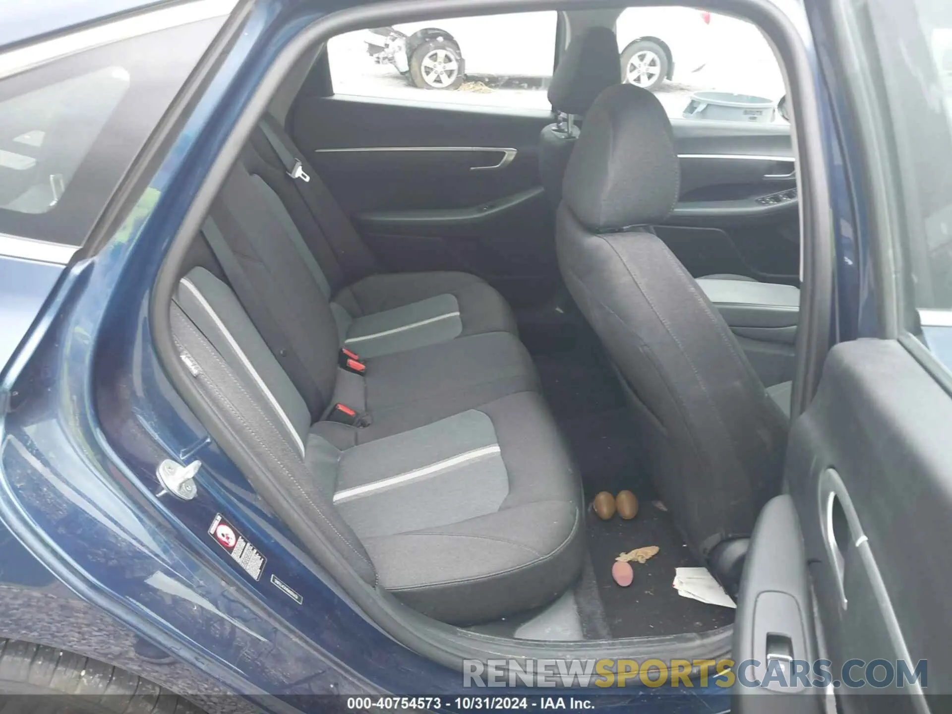 8 Photograph of a damaged car 5NPEG4JA4MH076636 HYUNDAI SONATA 2021