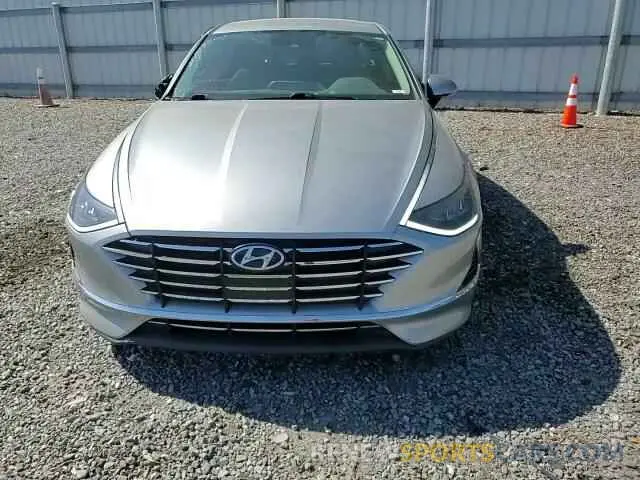 10 Photograph of a damaged car 5NPEG4JA4MH091900 HYUNDAI SONATA 2021