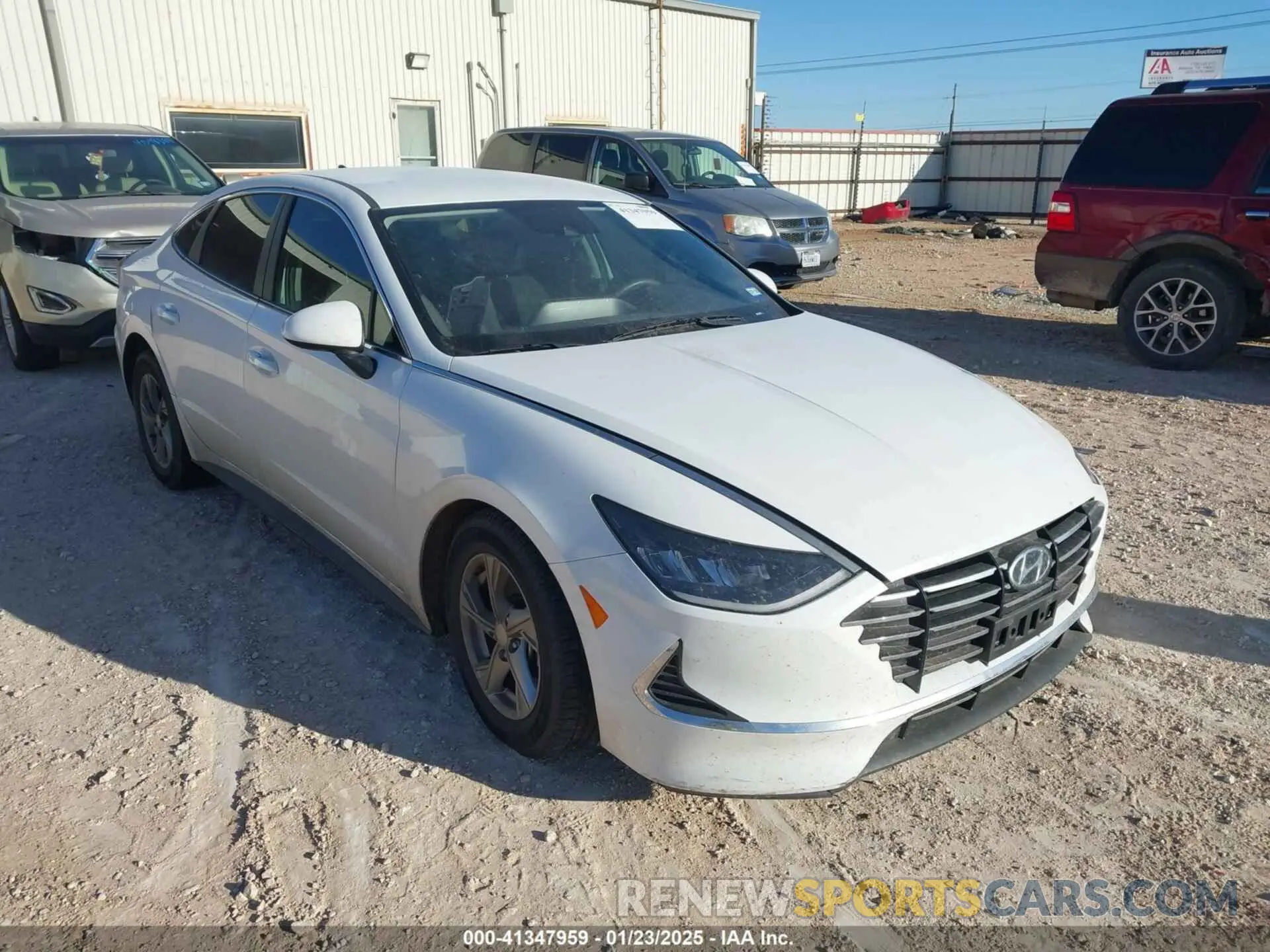 1 Photograph of a damaged car 5NPEG4JA4MH113085 HYUNDAI SONATA 2021