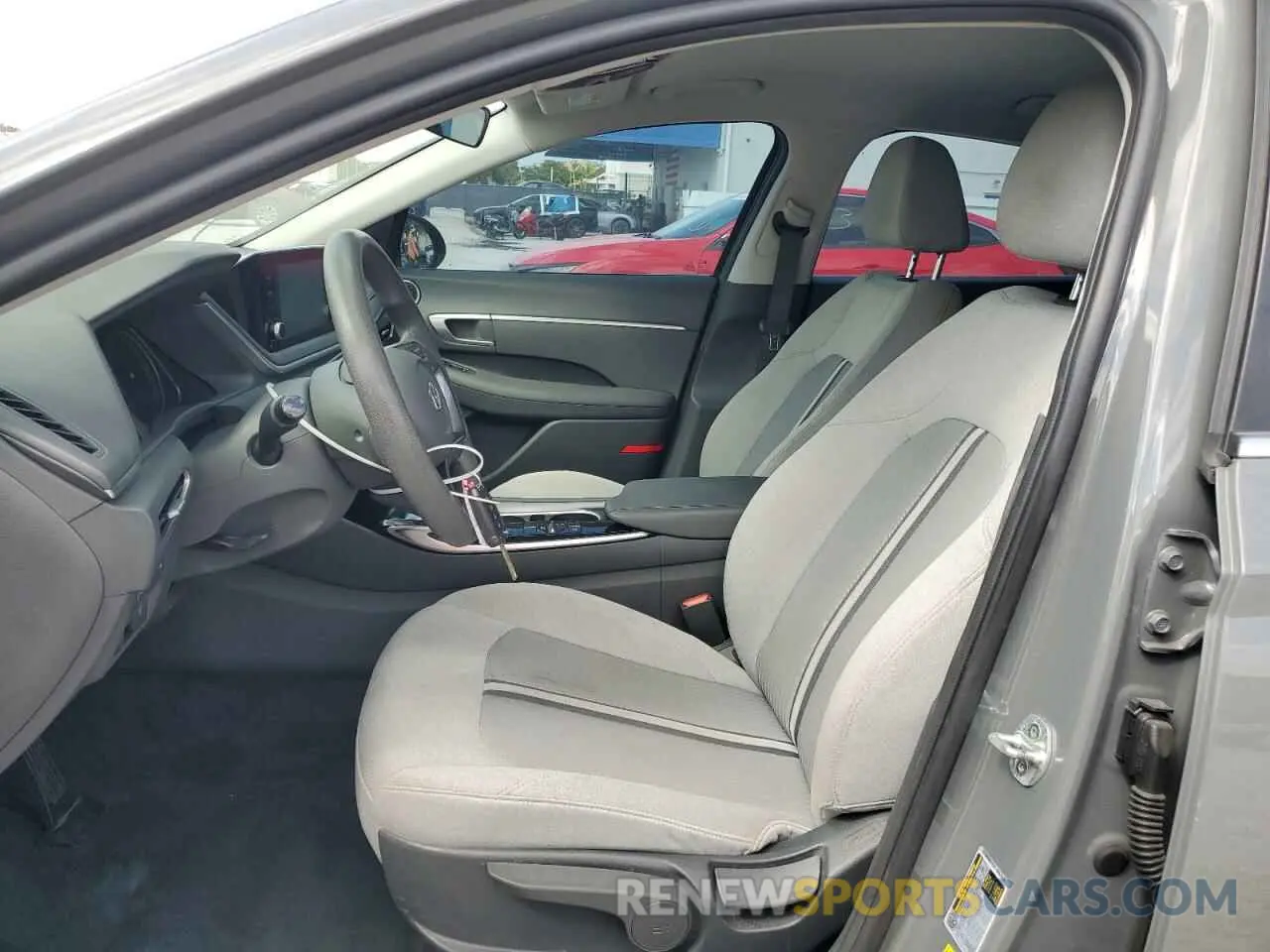 7 Photograph of a damaged car 5NPEG4JA4MH117685 HYUNDAI SONATA 2021