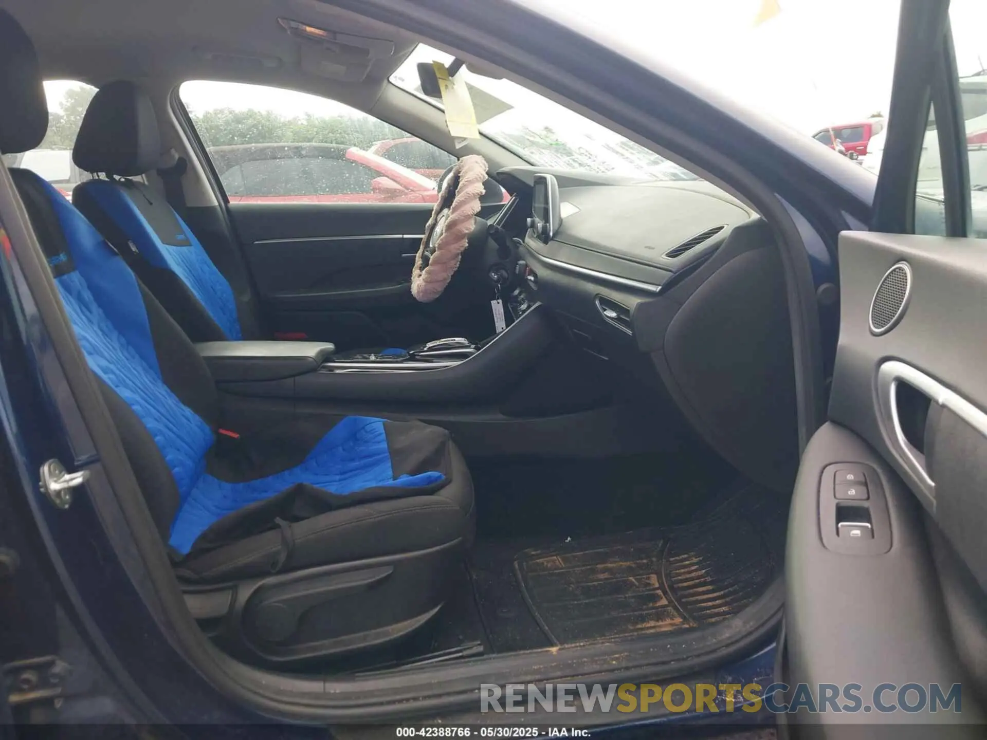 5 Photograph of a damaged car 5NPEG4JA4MH129044 HYUNDAI SONATA 2021