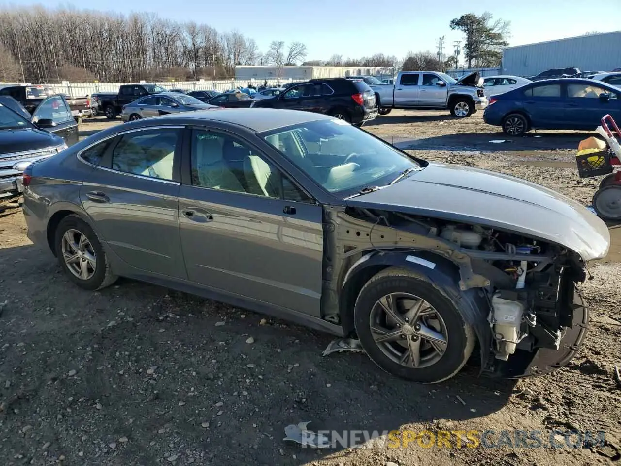 4 Photograph of a damaged car 5NPEG4JA5MH069422 HYUNDAI SONATA 2021