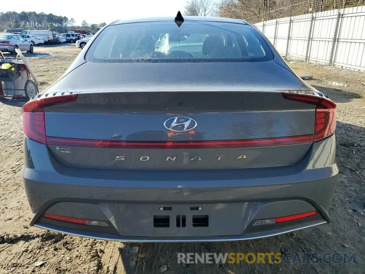 6 Photograph of a damaged car 5NPEG4JA5MH069422 HYUNDAI SONATA 2021