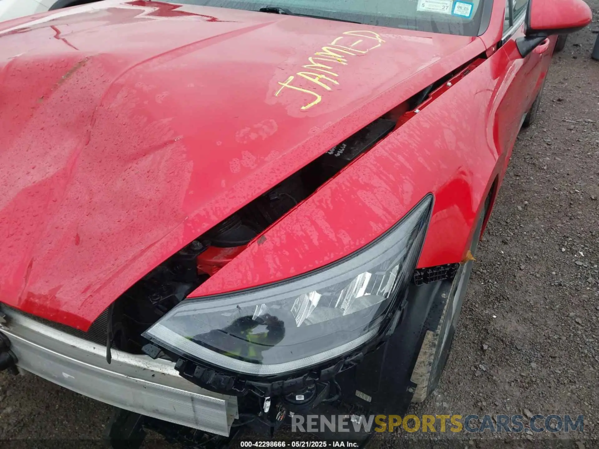17 Photograph of a damaged car 5NPEG4JA5MH085121 HYUNDAI SONATA 2021