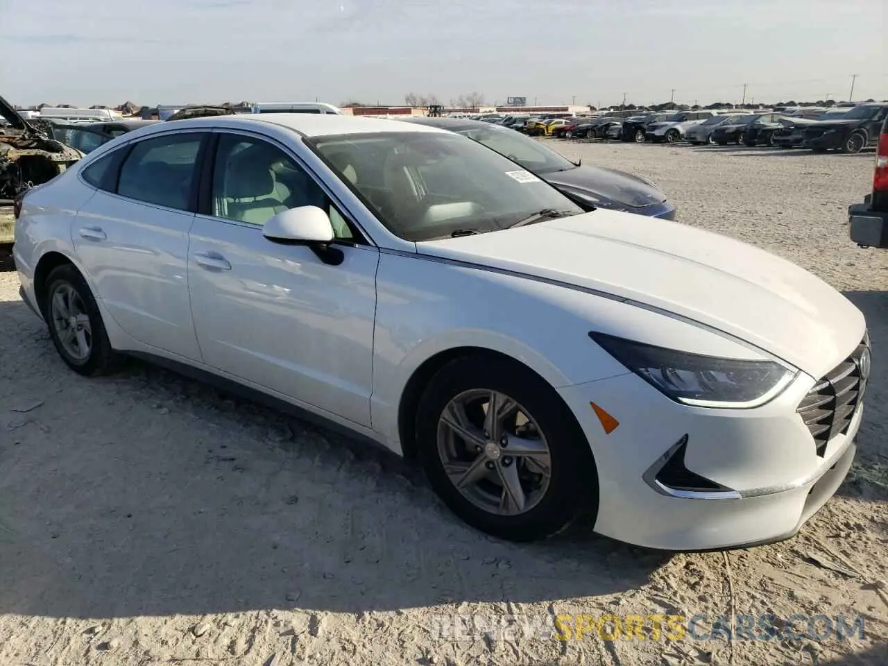 4 Photograph of a damaged car 5NPEG4JA5MH102726 HYUNDAI SONATA 2021