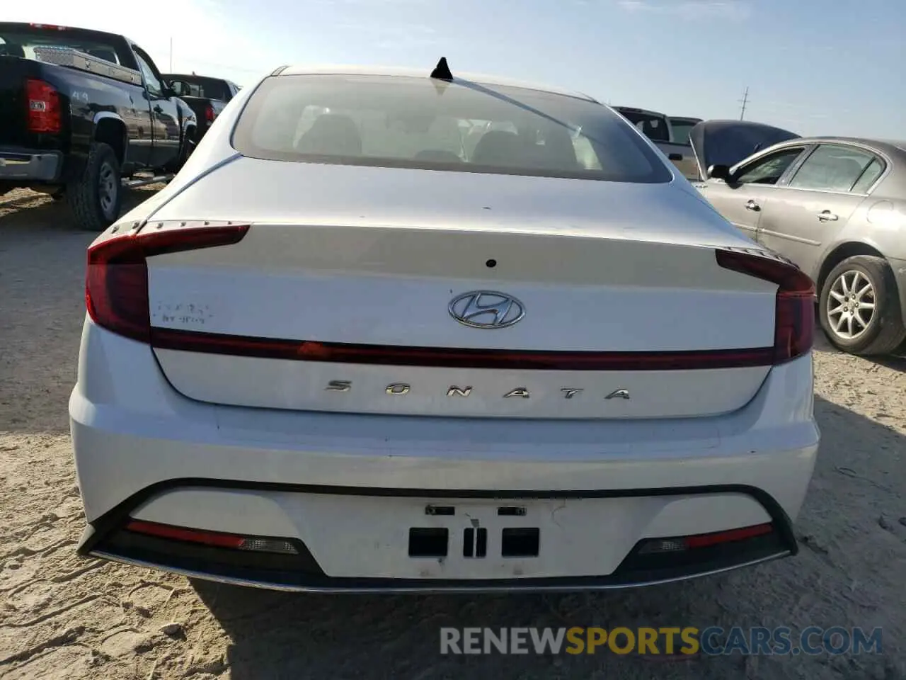 6 Photograph of a damaged car 5NPEG4JA5MH102726 HYUNDAI SONATA 2021