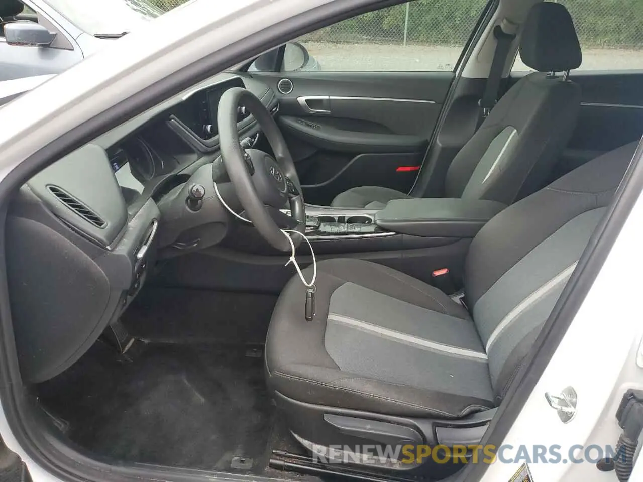 7 Photograph of a damaged car 5NPEG4JA5MH120563 HYUNDAI SONATA 2021