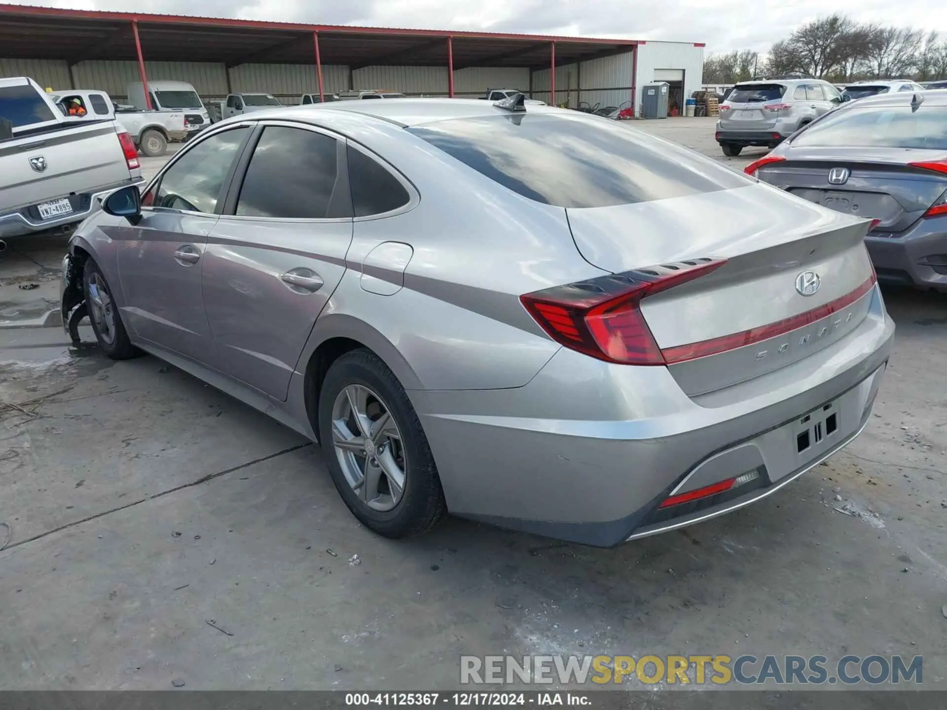 3 Photograph of a damaged car 5NPEG4JA6MH069834 HYUNDAI SONATA 2021