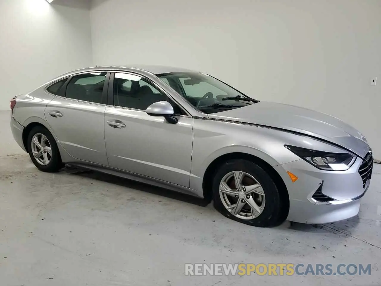 4 Photograph of a damaged car 5NPEG4JA6MH078677 HYUNDAI SONATA 2021
