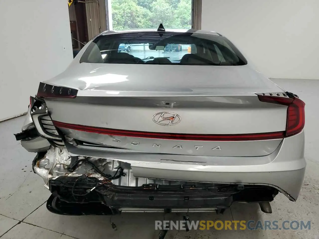 6 Photograph of a damaged car 5NPEG4JA6MH078677 HYUNDAI SONATA 2021