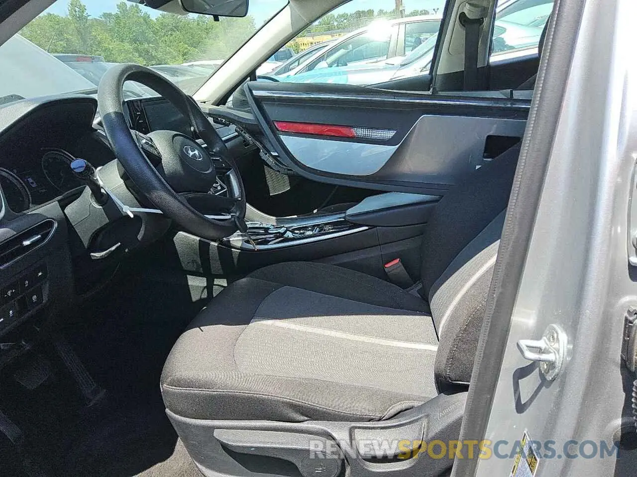 7 Photograph of a damaged car 5NPEG4JA6MH078677 HYUNDAI SONATA 2021
