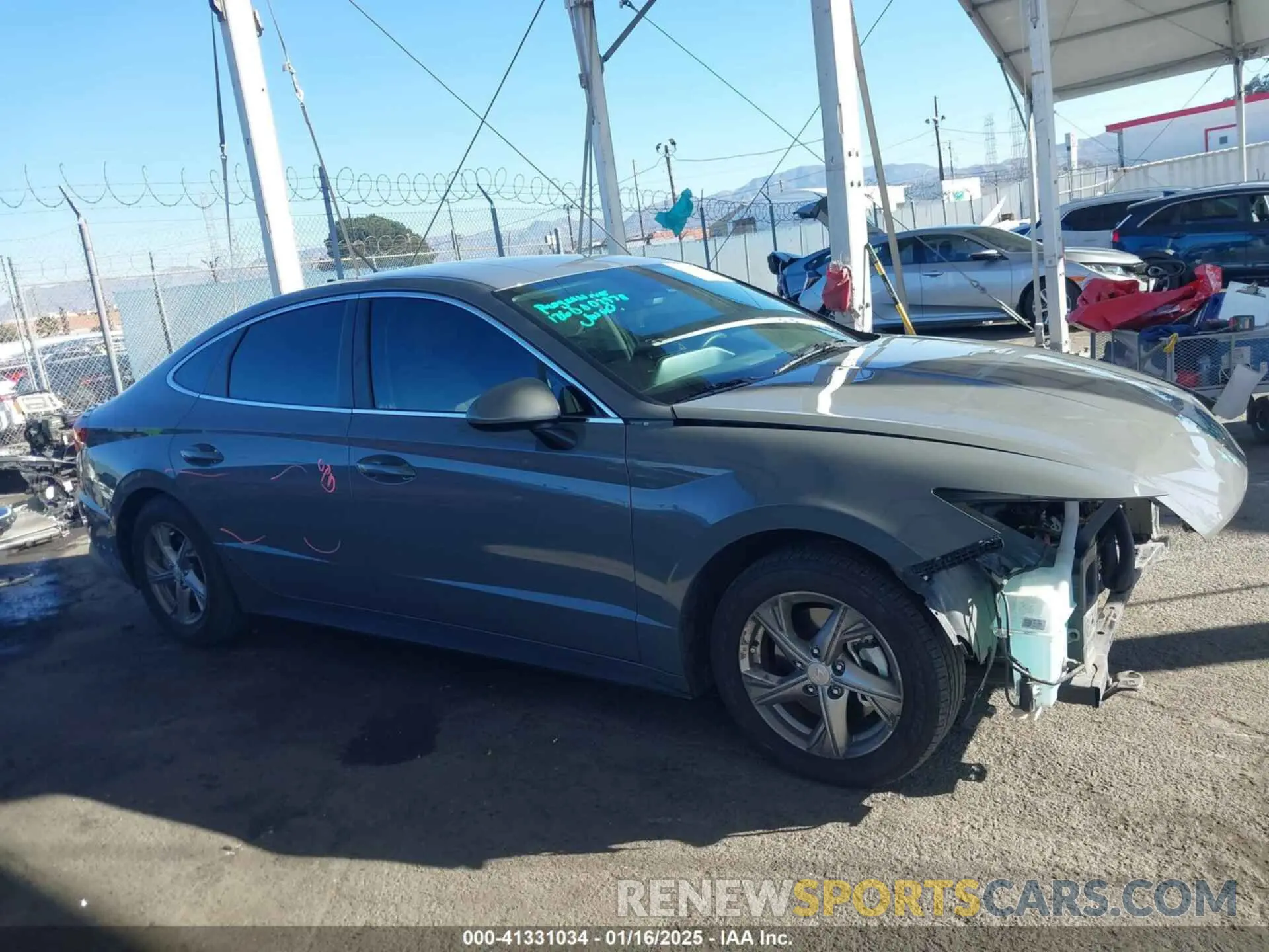 14 Photograph of a damaged car 5NPEG4JA6MH095186 HYUNDAI SONATA 2021