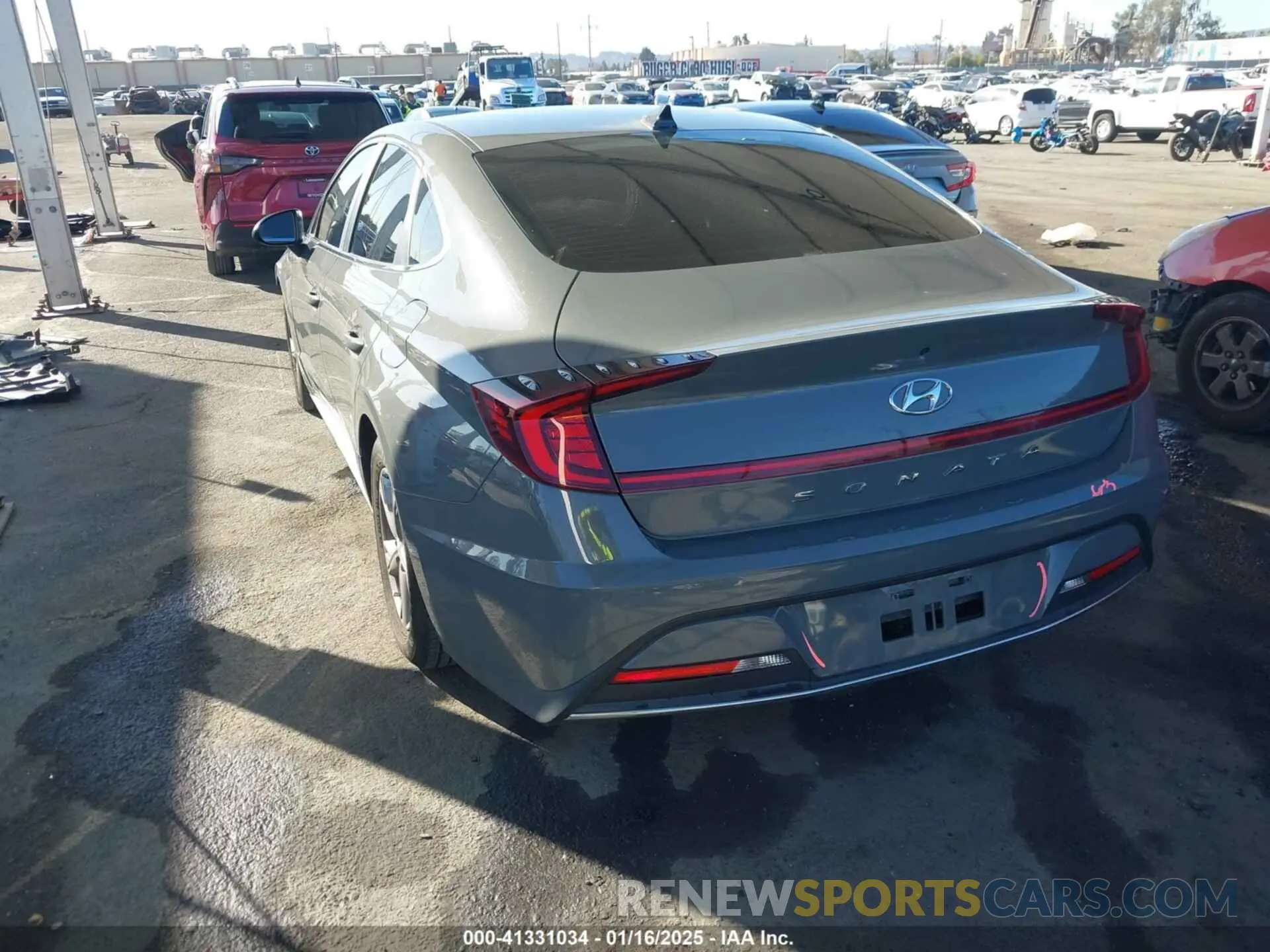 3 Photograph of a damaged car 5NPEG4JA6MH095186 HYUNDAI SONATA 2021