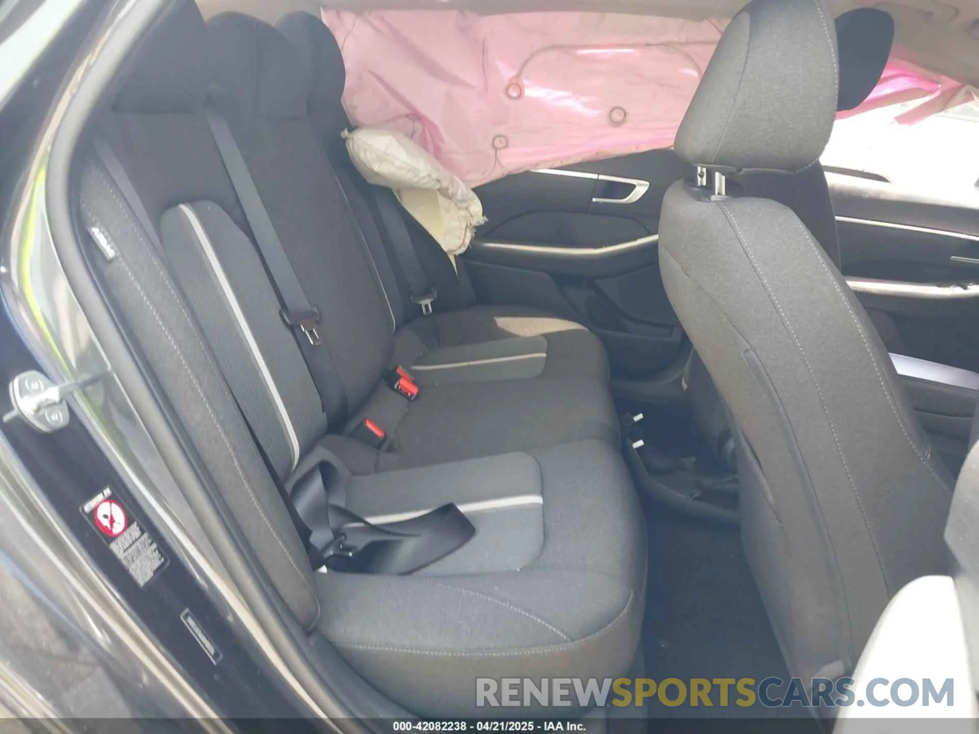 8 Photograph of a damaged car 5NPEG4JA6MH105036 HYUNDAI SONATA 2021