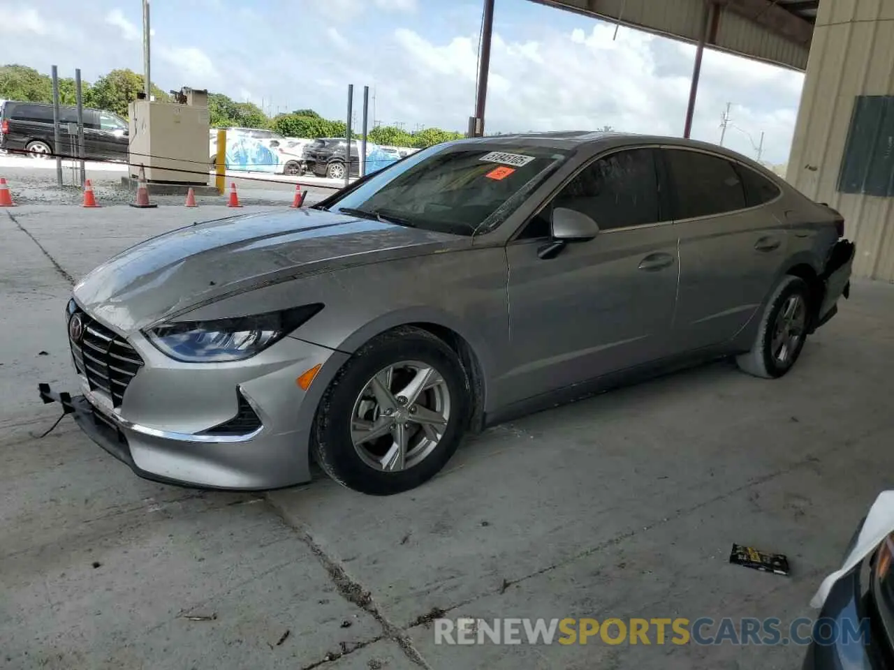 1 Photograph of a damaged car 5NPEG4JA6MH110043 HYUNDAI SONATA 2021