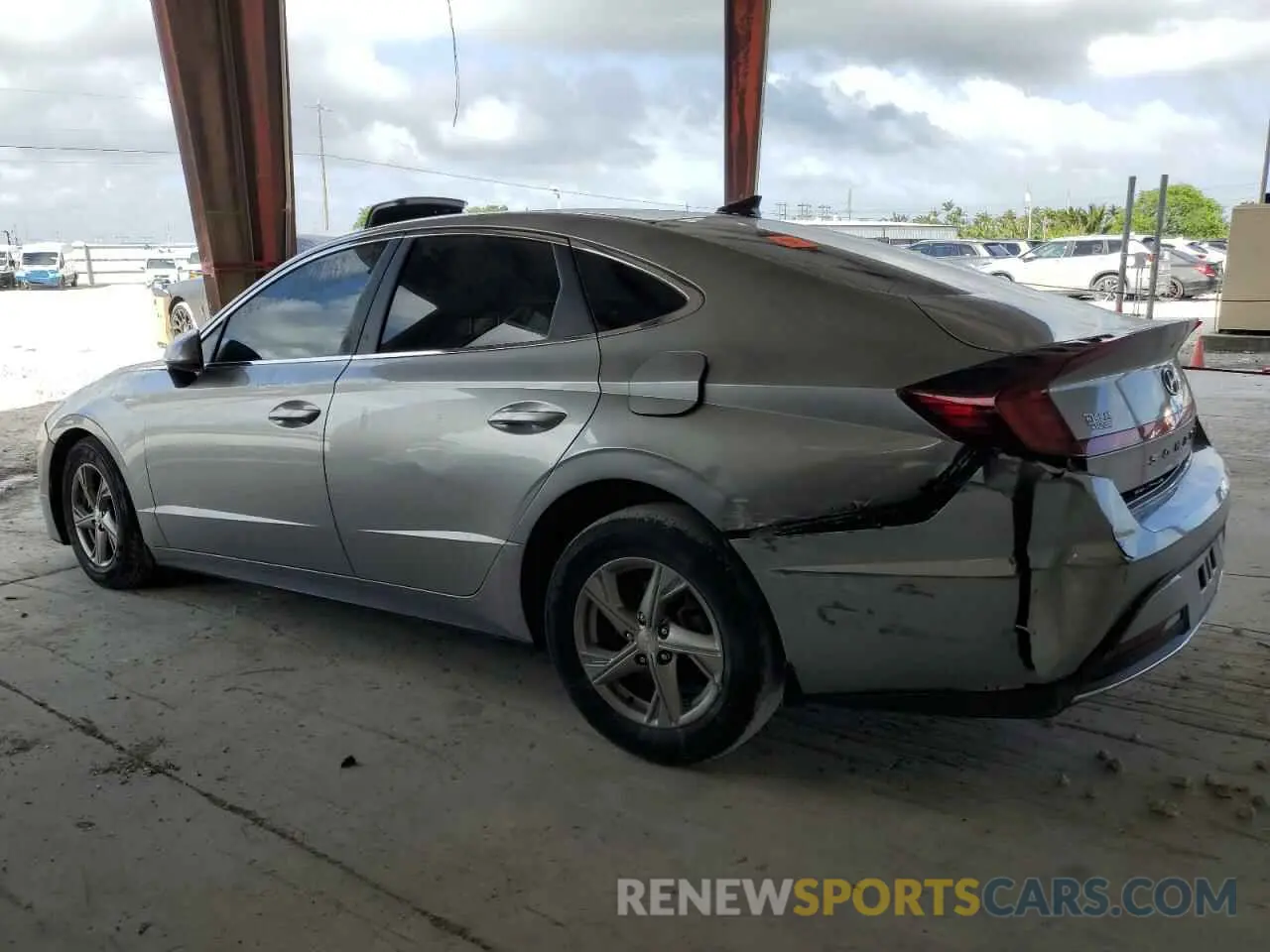 2 Photograph of a damaged car 5NPEG4JA6MH110043 HYUNDAI SONATA 2021
