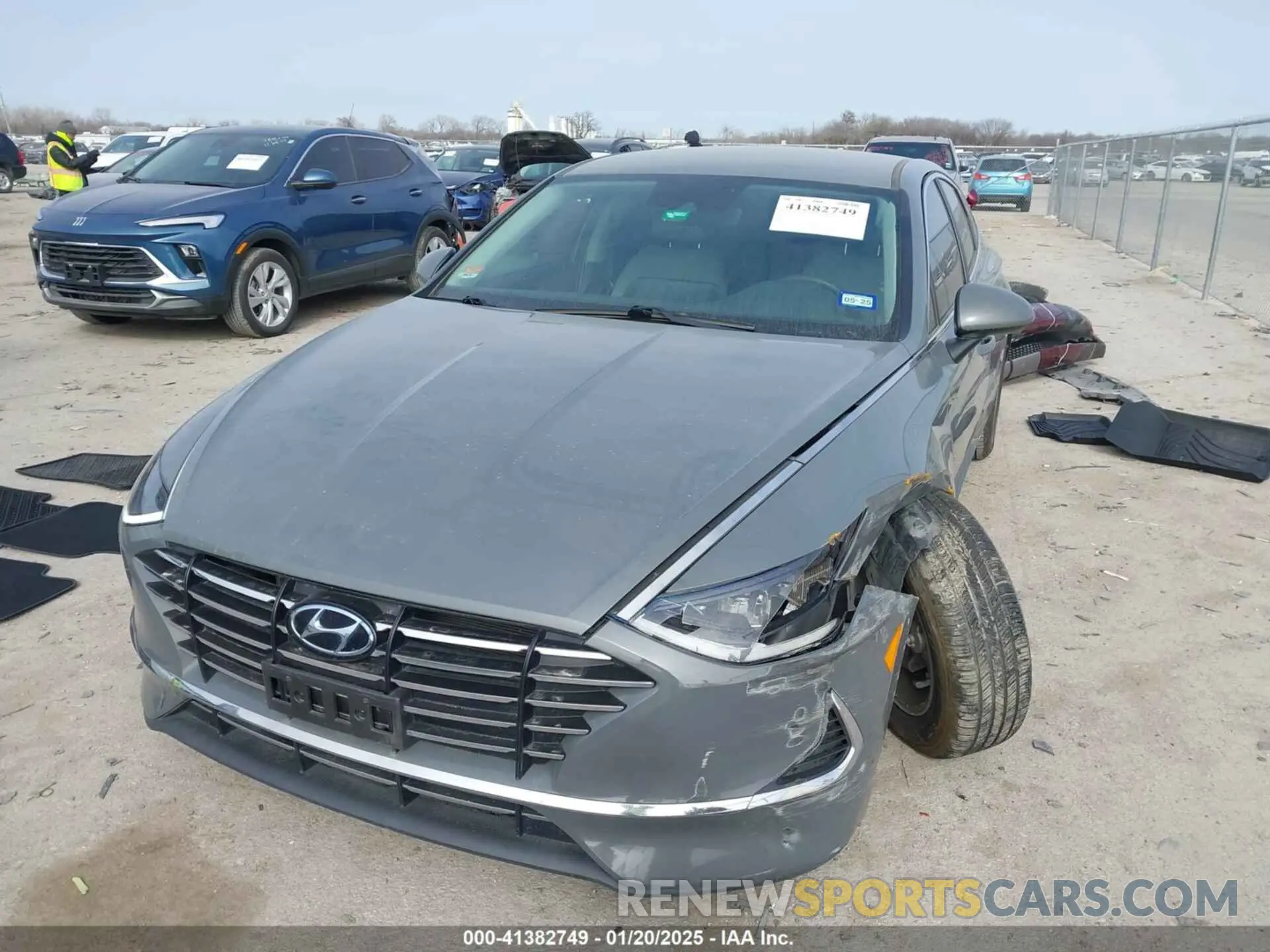2 Photograph of a damaged car 5NPEG4JA6MH116523 HYUNDAI SONATA 2021