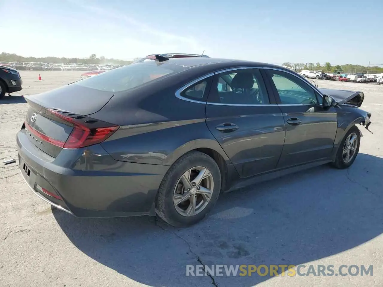 3 Photograph of a damaged car 5NPEG4JA6MH125206 HYUNDAI SONATA 2021