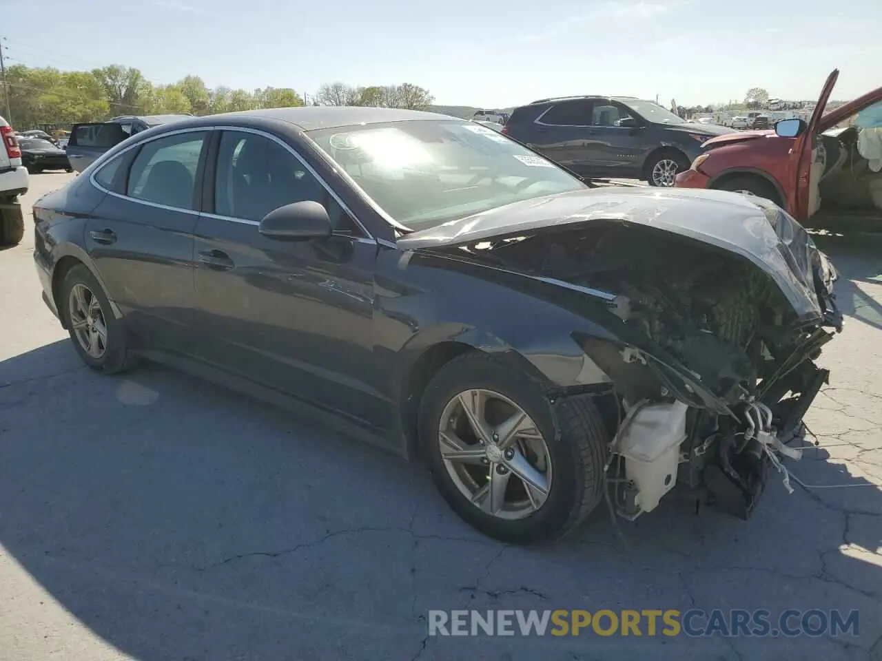 4 Photograph of a damaged car 5NPEG4JA6MH125206 HYUNDAI SONATA 2021