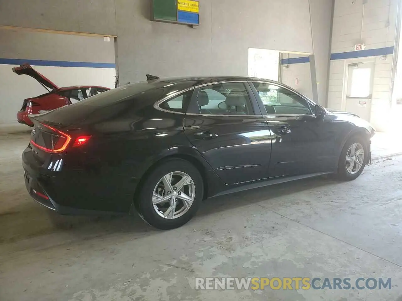 3 Photograph of a damaged car 5NPEG4JA6MH129546 HYUNDAI SONATA 2021