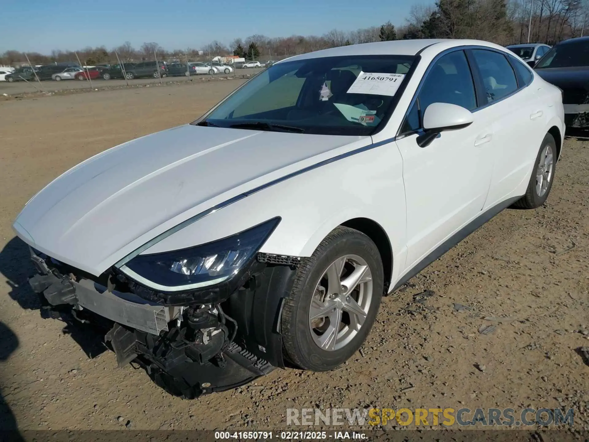 2 Photograph of a damaged car 5NPEG4JA7MH077179 HYUNDAI SONATA 2021