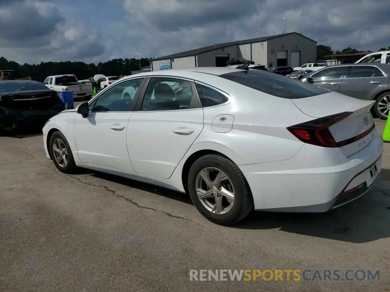2 Photograph of a damaged car 5NPEG4JA7MH091163 HYUNDAI SONATA 2021