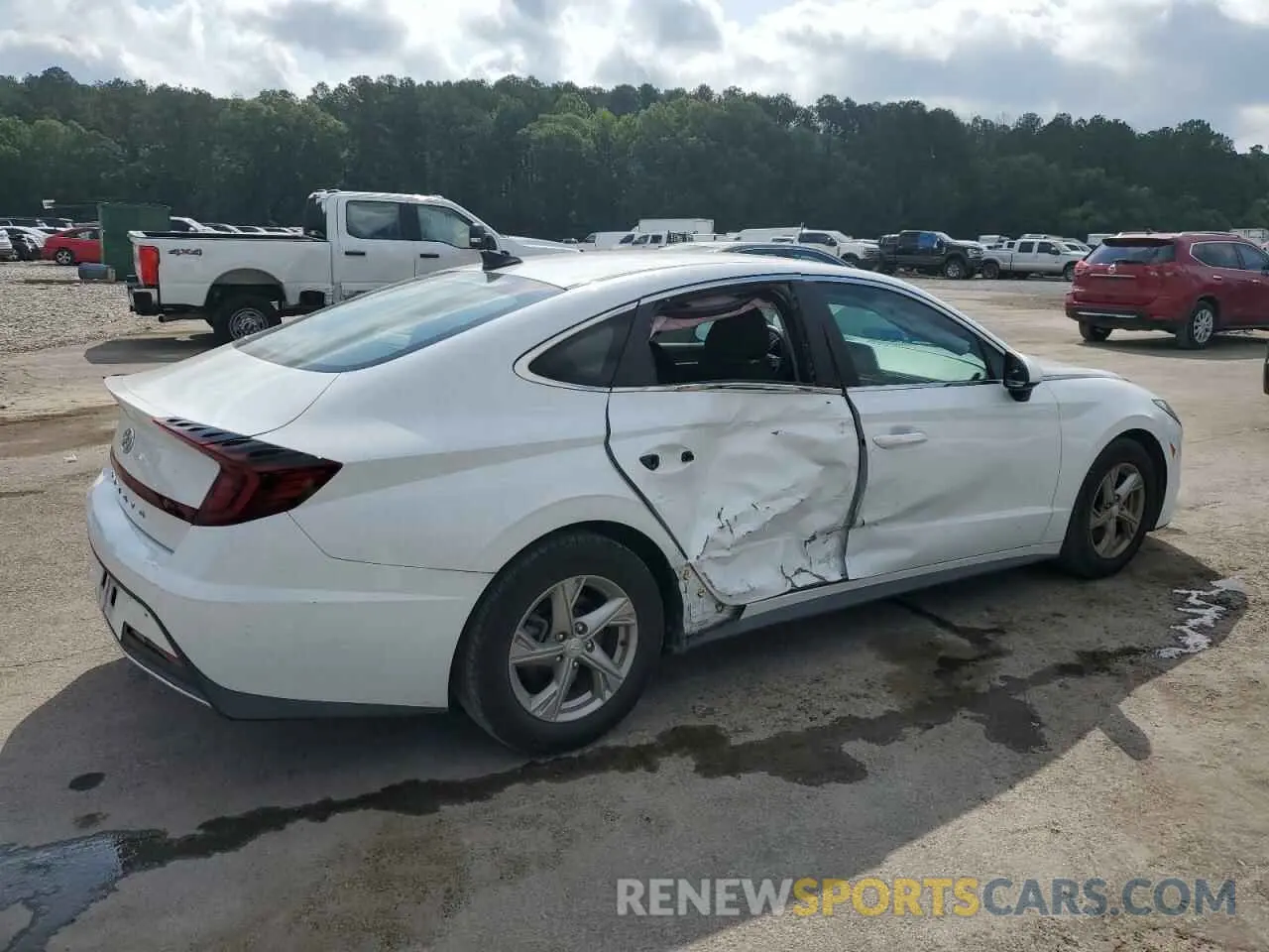 3 Photograph of a damaged car 5NPEG4JA7MH091163 HYUNDAI SONATA 2021