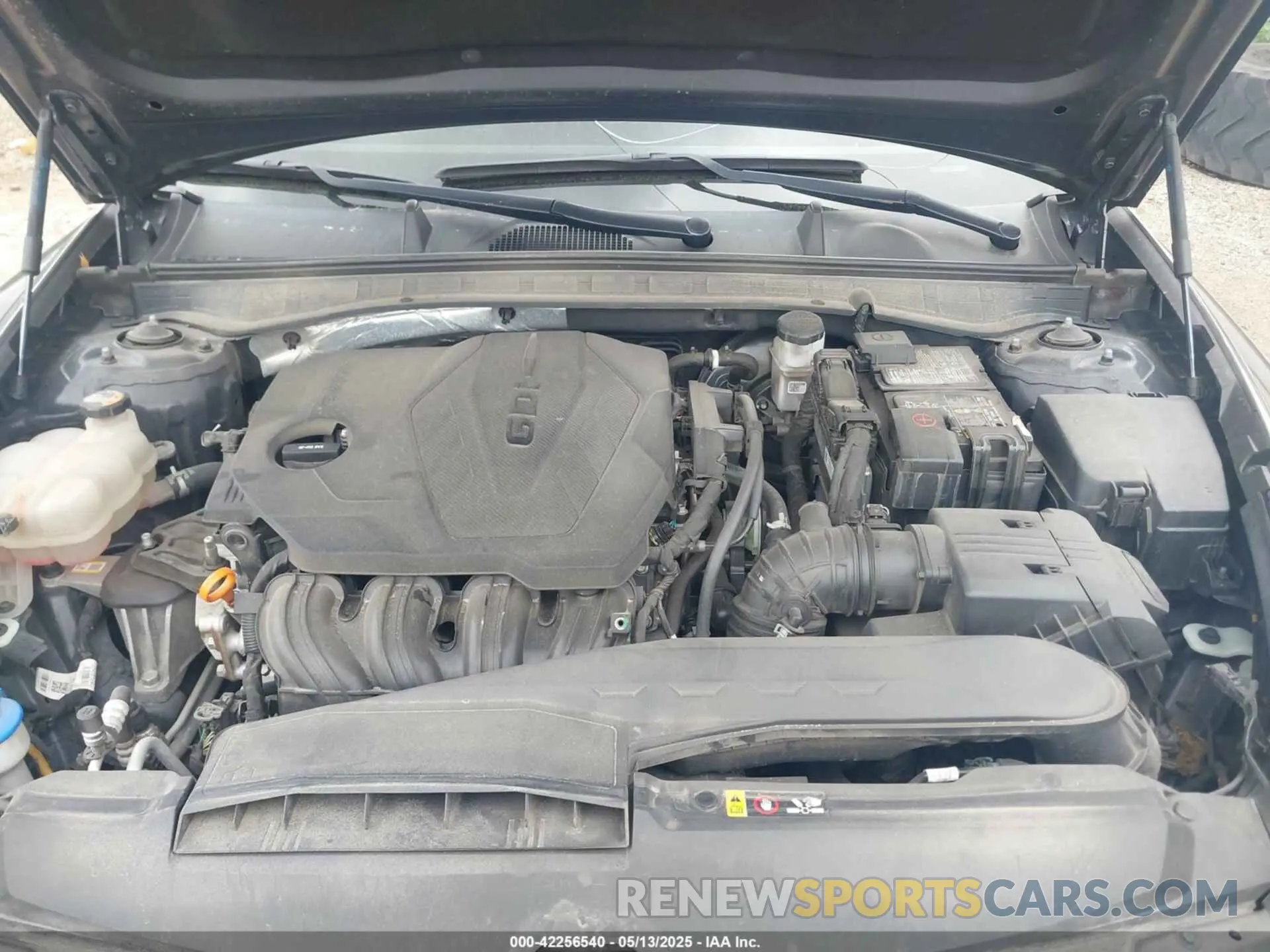 10 Photograph of a damaged car 5NPEG4JA7MH116370 HYUNDAI SONATA 2021