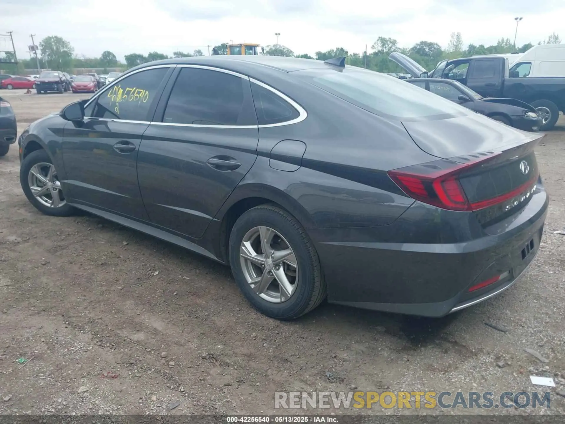 3 Photograph of a damaged car 5NPEG4JA7MH116370 HYUNDAI SONATA 2021